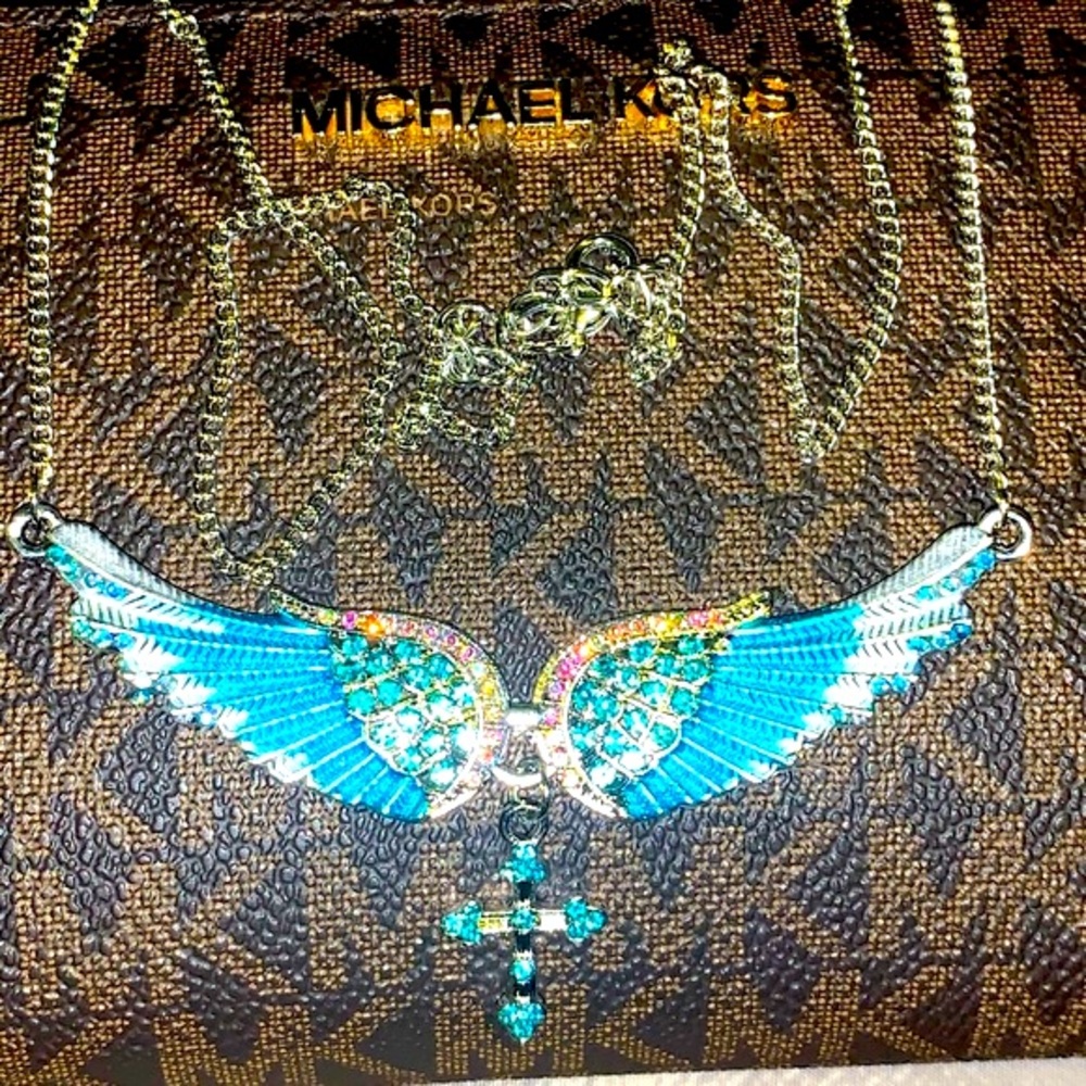 🧿RESERVED!🧿 NWT Colorful Angel Wings Blue Rhinestone Cross Necklace